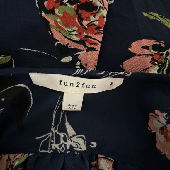 Fun2fun Women's Blouse Navy Floral Split Neck Long Sleeve Top S Small NWOT - Picture 9 of 10